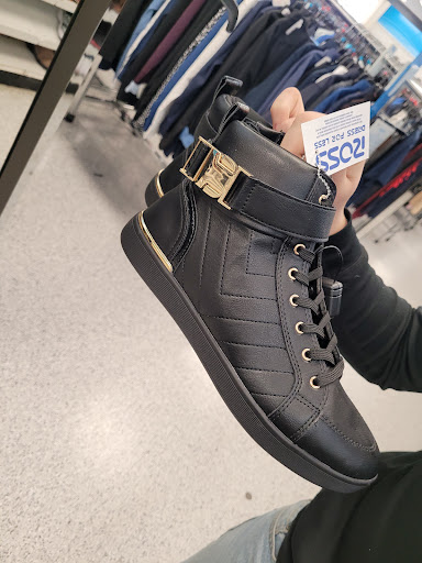 Clothing Store «Ross Dress for Less», reviews and photos, 2604 W Loop 340, Waco, TX 76711, USA