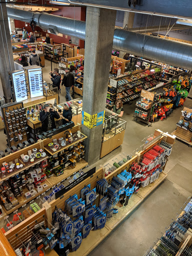 Camping Store «REI», reviews and photos, 1405 NW Johnson St, Portland, OR 97209, USA