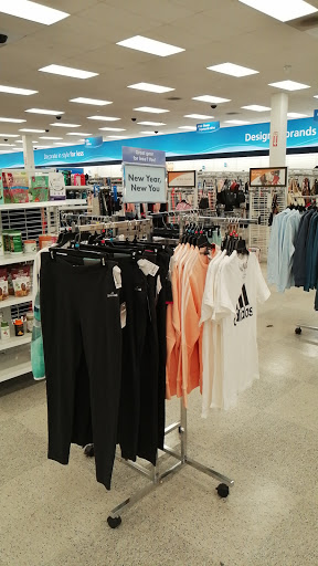 Clothing Store «Ross Dress for Less», reviews and photos, 8540 Fourwinds Dr, Windcrest, TX 78239, USA