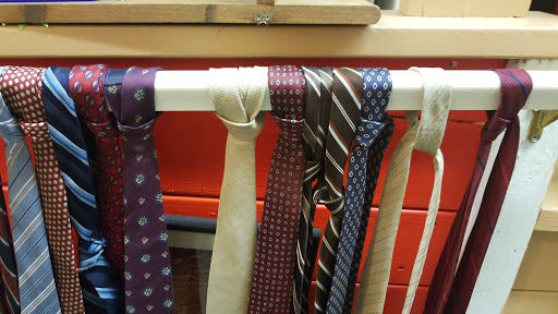 Thrift Store «Creative Choices Thrift Store», reviews and photos, 4411 S Croatan Hwy, Nags Head, NC 27959, USA