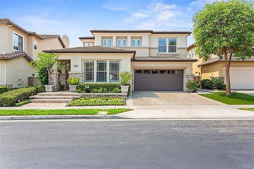 Living In Orange County Real Estate Team image