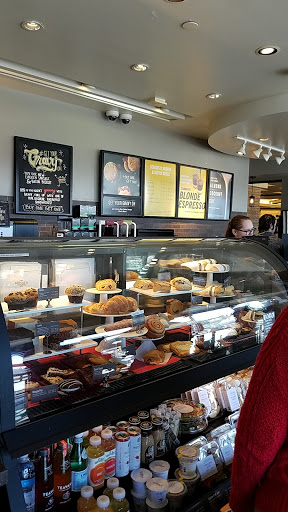 Book Store «Barnes & Noble», reviews and photos, 960 S Colorado Blvd, Glendale, CO 80246, USA