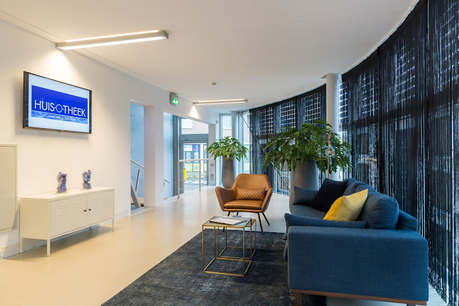 Huis-o-Theek, Makelaars & Taxateurs openingstijden