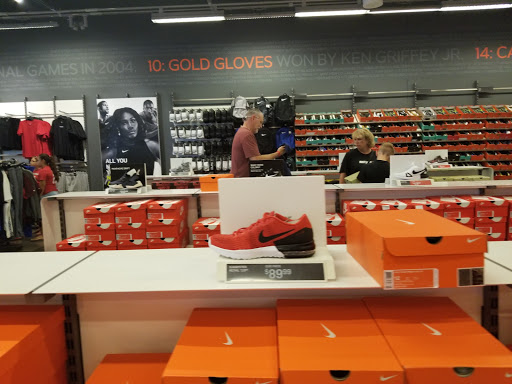 Sporting Goods Store «Nike Factory Store», reviews and photos, 9851 South Eastern Avenue, Las Vegas, NV 89183, USA