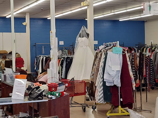Thrift Store «Salvation Army», reviews and photos, 633 N Broadway Ave, Tyler, TX 75702, USA