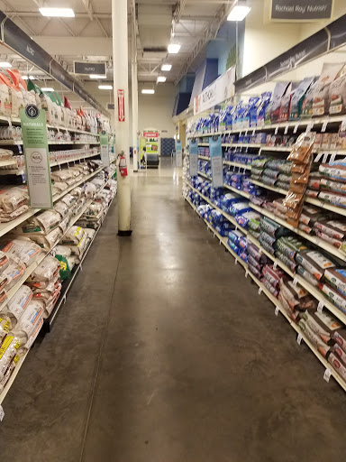 Pet Supply Store «PetSmart», reviews and photos, 200 S Village Center Dr, Southlake, TX 76092, USA
