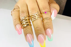 Schadt Avenue Nails image