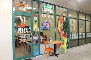 Mazza Pizzeria image