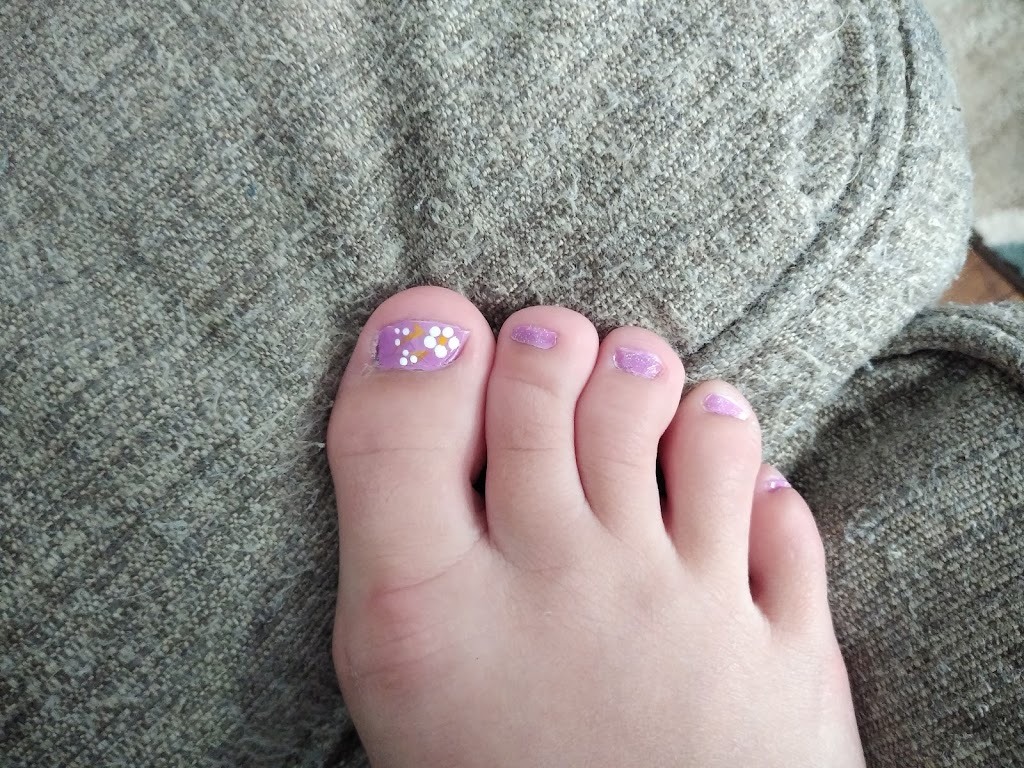 J T Nail Salon 66048