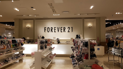Clothing Store «Forever 21», reviews and photos, 651 Kapkowski Rd, Elizabeth, NJ 07201, USA