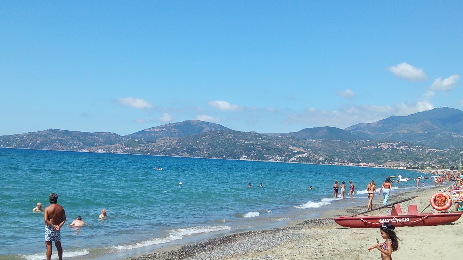 Photo of Marina di Ascea beach II and the settlement