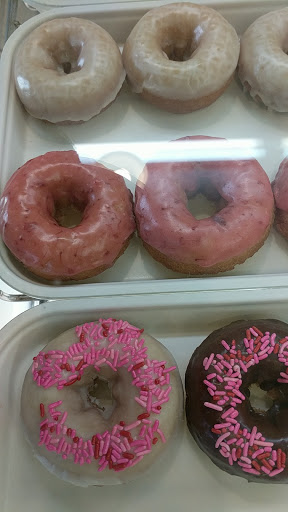 Donut Shop «Daylight Donuts», reviews and photos, 1801 Hover St, Longmont, CO 80501, USA