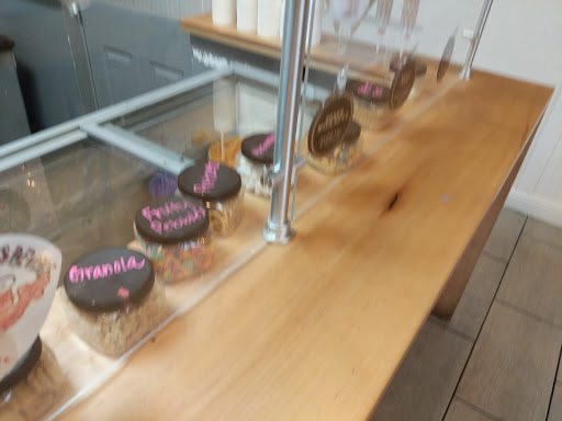 Ice Cream Shop «The Parlor Ice Cream Puffs», reviews and photos, 1490 Eureka Rd #170, Roseville, CA 95661, USA