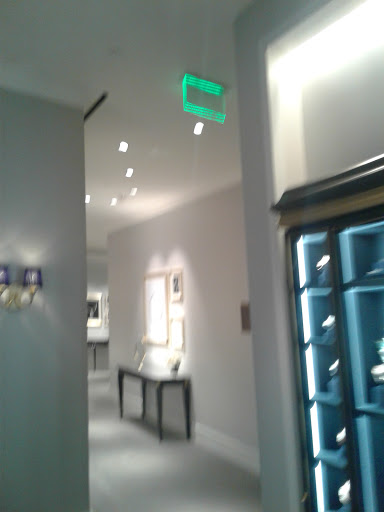 Jewelry Store «Harry Winston», reviews and photos, 310 N Rodeo Dr, Beverly Hills, CA 90210, USA