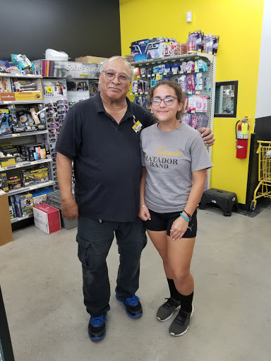 Discount Store «Dollar General», reviews and photos, 340 Koepsel Rd, McQueeney, TX 78123, USA