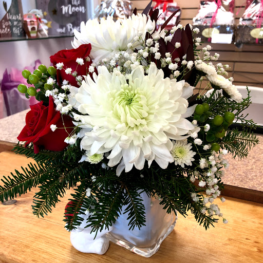 Florist «The Finishing Touch Florist», reviews and photos, 215 Kings Hwy #101, Fredericksburg, VA 22405, USA