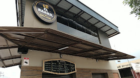 El Barril Grill & Bar