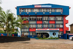 Toun Memorial Specialist Hospital image