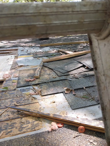 Roofing Contractor «Mobile Roofing & Construction», reviews and photos, 114 Westfield Ave, Mobile, AL 36608, USA