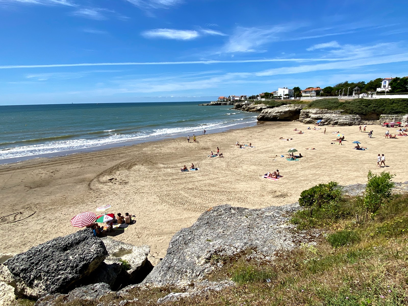 Plage du Chay'in fotoğrafı birden fazla geniş koy ile birlikte