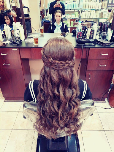 Day Spa «Oasis Aveda Spa & Salon», reviews and photos, 21100 Dulles Town Cir # 298, Sterling, VA 20166, USA