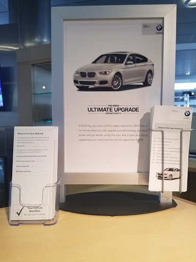 BMW Dealer «BMW of Milwaukee North», reviews and photos, 5990 N Green Bay Ave, Glendale, WI 53209, USA