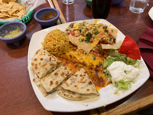 Mexican Restaurant «Los Cucos Mexican Restaurant», reviews and photos, 10585 State St, Sandy, UT 84070, USA