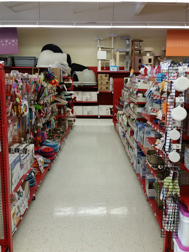 Pet Supply Store «Petco Animal Supplies», reviews and photos, 801 W Lake Ave, Peoria, IL 61614, USA