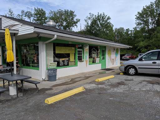 Ice Cream Shop «Chunky Monkey Ice Cream Shop», reviews and photos, 139 Little Senator Cir, Clinton, TN 37716, USA