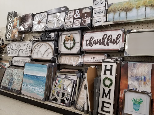 Discount Store «Big Lots», reviews and photos, 1670 W Katella Ave, Anaheim, CA 92802, USA