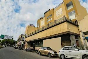 Hotel Mayur Deluxe - Budget hotel in Meerut image