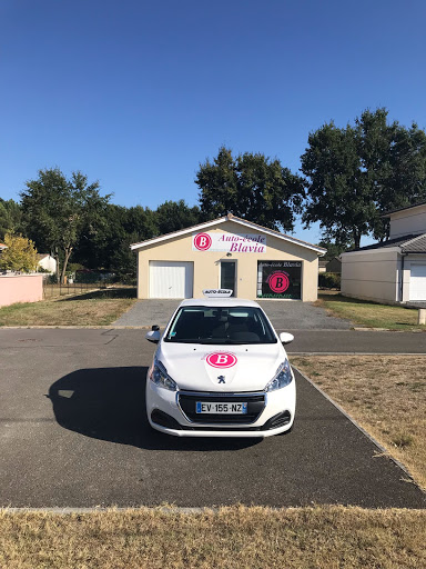 Auto-École Blavia à Étauliers, Gironde
