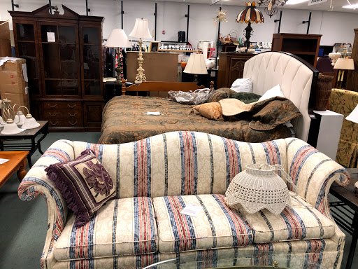 Thrift Store «VNA Hidden Treasures», reviews and photos, 656 21st St, Vero Beach, FL 32960, USA
