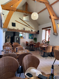 Atmosphère du Restaurant français Les Aryelets à Aulon - n°6