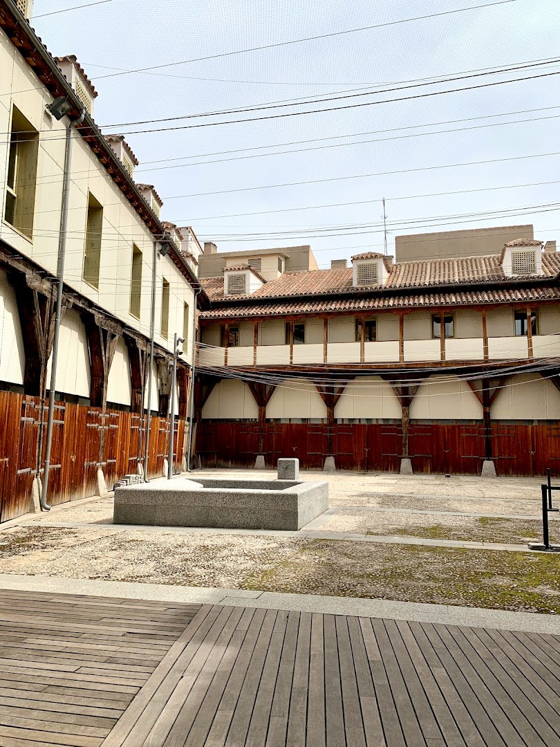 Museo de Artes y Tradiciones Populares