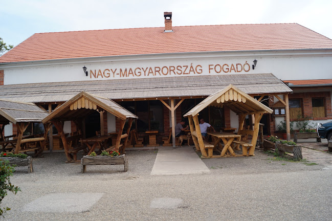 Nagy- Magyarország Fogadó