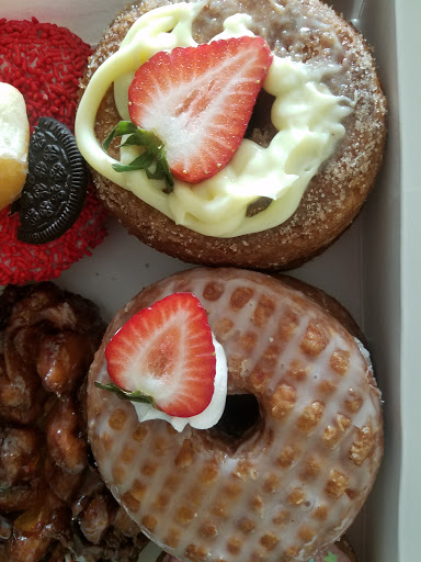 Donut Shop «The Hole Thing», reviews and photos, 571 Farm to Market 548, Forney, TX 75126, USA