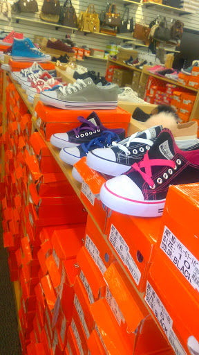 Clothing Store «Viva Fashion», reviews and photos, 5125 S 36th St, Omaha, NE 68107, USA