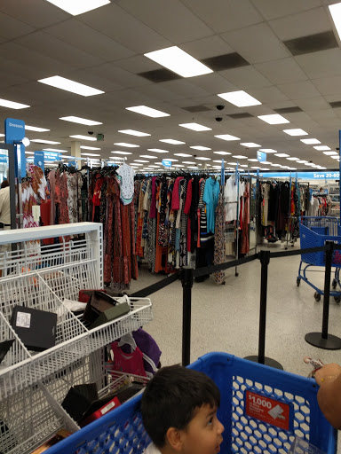 Clothing Store «Ross Dress for Less», reviews and photos, 2525 NE 10th Ct, Homestead, FL 33033, USA