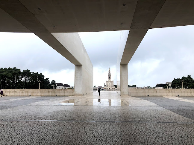 Basílica da Santíssima Trindade - Igreja