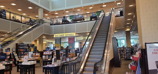 Book Store «Barnes & Noble», reviews and photos, 15900 La Cantera Pkwy, San Antonio, TX 78256, USA