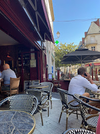 Atmosphère du Restaurant Le Petit Bistro à Blois - n°7