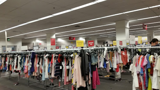Department Store «Last Chance Clearance Store», reviews and photos, 1919 E Camelback Rd, Phoenix, AZ 85016, USA