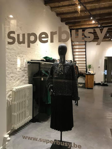 Superbusy - Kledingwinkel