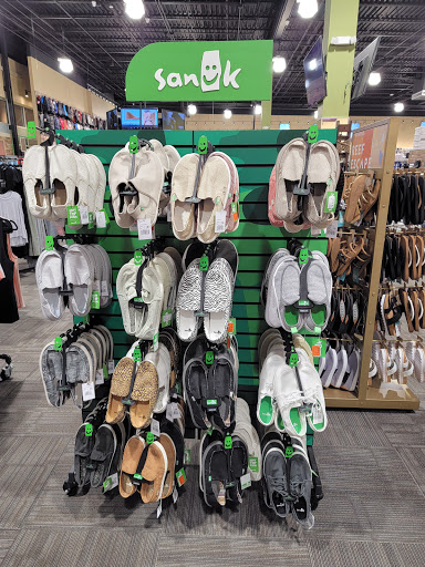 Shoe Store «MetroShoe Warehouse», reviews and photos, 2308 24th Ave NW, Norman, OK 73069, USA