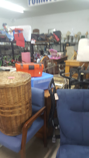 Thrift Store «Community Thrift Store», reviews and photos, 5456 Hansel Ave, Edgewood, FL 32809, USA