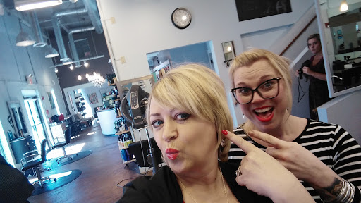 Beauty Salon «Salon Red - Candler Park», reviews and photos, 1642 DeKalb Ave NE, Atlanta, GA 30307, USA