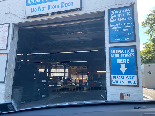 Auto Repair Shop «Arlington Auto Care», reviews and photos, 3298 Wilson Blvd, Arlington, VA 22201, USA