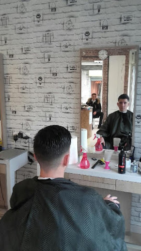 Salon de coiffure Adam coiffeur barbier Laval
