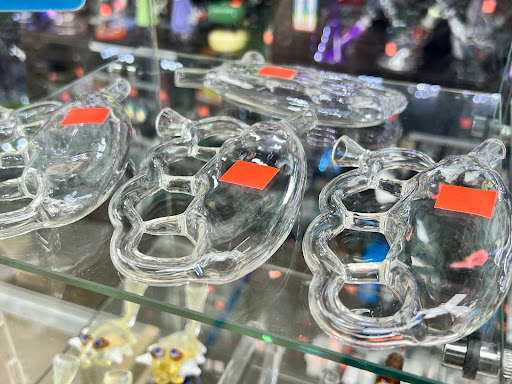 Tobacco Shop «Smokers Heaven KC», reviews and photos, 10145 Wornall Rd, Kansas City, MO 64114, USA